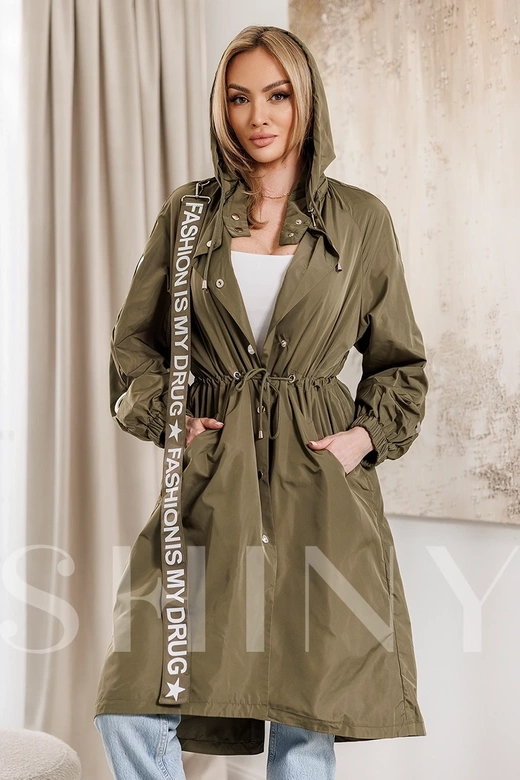 Dámska oversize bunda v khaki farbe s ozdobnými rukávmi