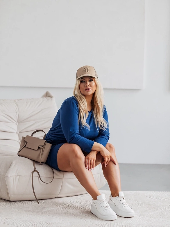 Tmavomodré bavlnené šaty vo veľkosti plus size s 3/4 rukávmi