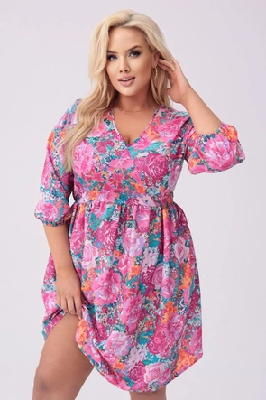 Šaty vo veľkosti plus size s kvetinovým vzorom vo farbe fuchsie