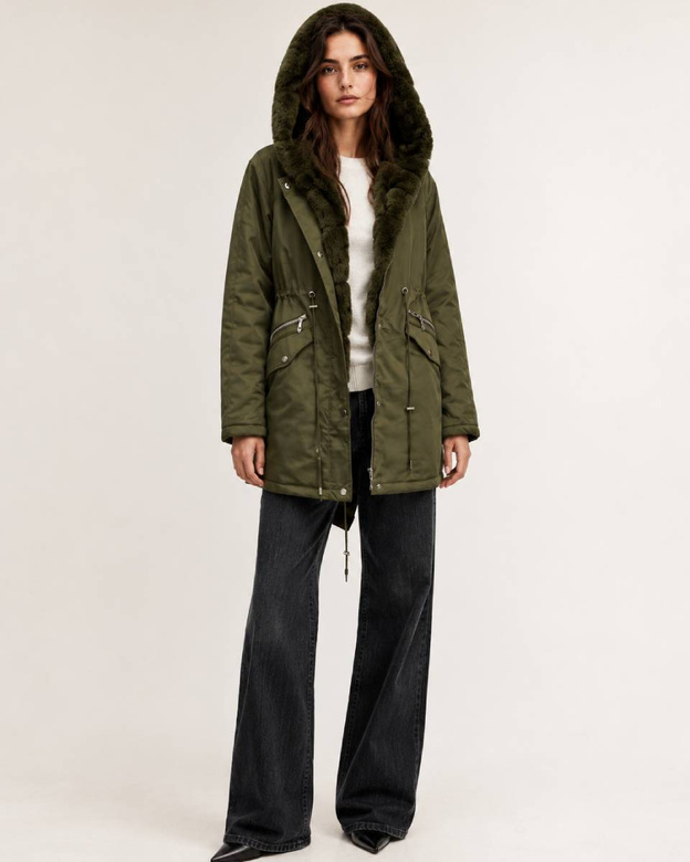 Dámska zimná bunda s odnímateľnou kožušinkou v armádnom štýle