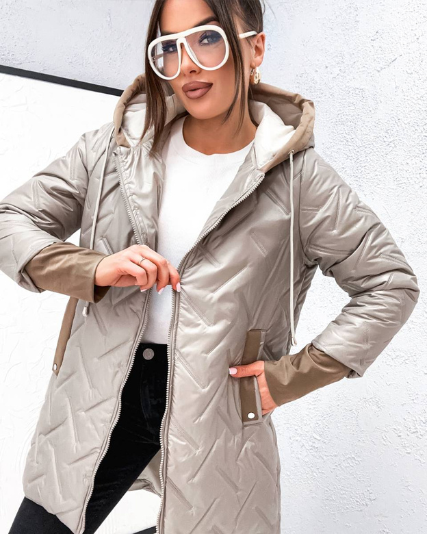 Voľná prechodná bunda vo veľkosti plus size s kapucňou, béžová