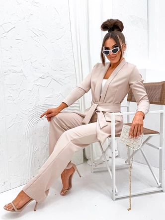 Elegantná béžová súprava – sako a nohavice