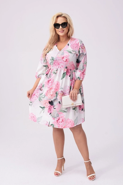 Šaty vo veľkosti plus size s kvetinovým vzorom v farbe ecru