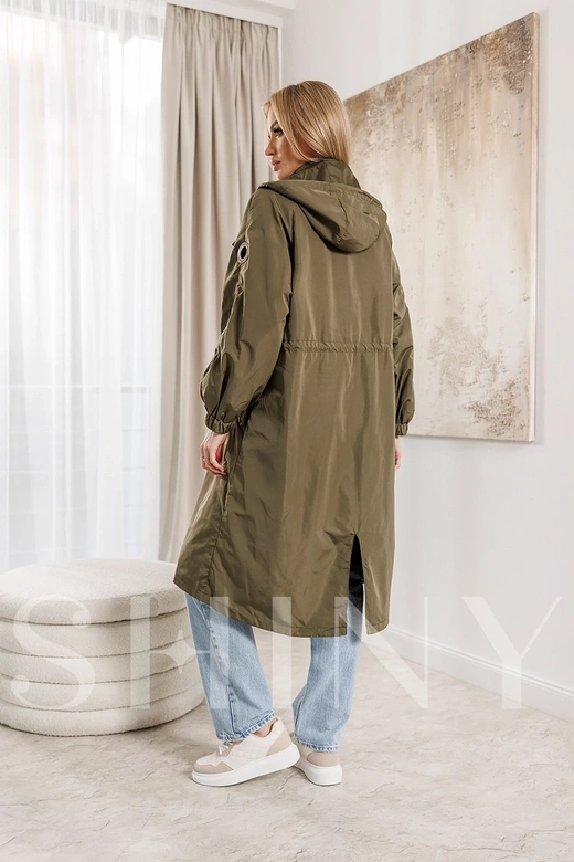 Dámska oversize bunda v khaki farbe s ozdobnými rukávmi