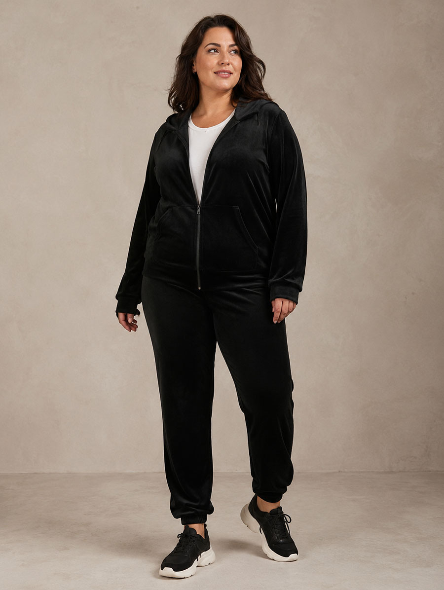 Súprava vo veľkosti plus size: mikina + tepláky z velúru, čierna