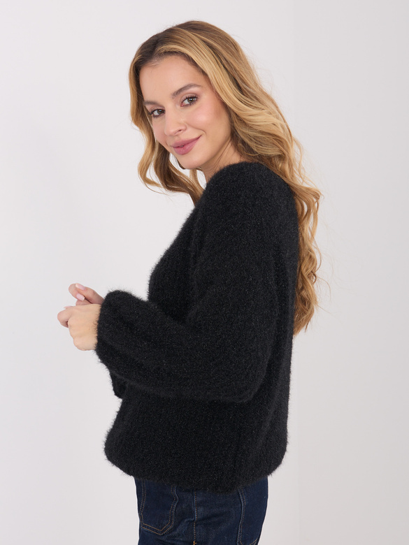 Čierny oversize sveter s prímesou vlny